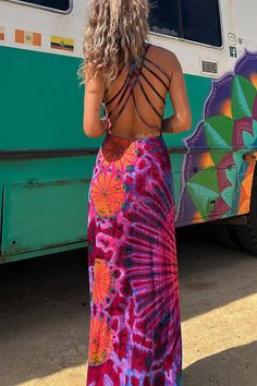 Barbie La Bamba Tie-dye Print Back Lace-up Stretch Maxi Dress Hak Tinggi, Crossover Dress, Dress Sleeve Length, Dress Sleeve Styles, Tie Dye Maxi, Maxi Robes, Maxi Dress Green, U Neck, Maxi Dress Blue