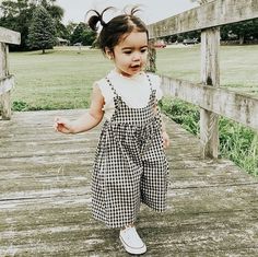 Hana's coming soon Kids Clothes Ideas, Trendy Kids Outfits, Trendy Baby Clothes, Baby Dress Patterns, فستان سهرة, Trendy Kids, Trendy Baby