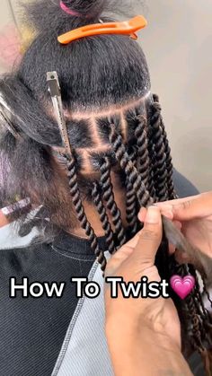 AESTHETIC Twisted BRAID HAIRSTYLES IDEAS FOR GIRLS -Peinados con trenzas retorcidas How To Do Senegalese Twist, Beginner Braid Hairstyles Black, How To Twist Natural Hair Tutorials, Two Strand Twist Tutorial, Styles With Natural Hair, Natural Braid Hairstyles, Twist Hairstyles For Kids, Twist Hair Tutorial, Twisted Braid Hairstyles