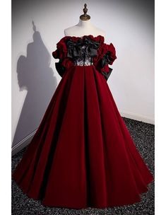 10% off now! exquisite black and red velvet evening gown with a large bow detail online. Sheprom offers formal, party, casual & more style dresses to fit your special occasions. Prom Dress Off The Shoulder, Prom Dresses Off The Shoulder, Long Formal Dress, A Line Evening Dress, Floor Length Prom Dresses, Sweetheart Prom Dress, Burgundy Prom Dress, Burgundy Velvet, فستان سهرة