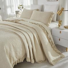 PRICES MAY VARY. King size quilt set (3Pcs): 1 quilt/coverlet 110*98 inch (For King size bed as QUILT or COVERLET and For Queen size bed with high mattress), 2 King size pillow shams LIGHTWEIGHT & BREATHABLE - Material: 100% Cotton. Breathable and skin friendly. Perfect thickness and gorgeous on the bed. Lightweight and soft yet not short of warmth. NEW DESIGN - A GREAT TOUCH OF SHABBY CHIC, luxurious and elegant, simple but unique, delicate and vintage flower and vines matelasse embroidery desi Farmhouse Quilt Bedding, Ruffle Bedspread, Beige Luxury, King Size Pillow Shams, King Size Pillow, King Size Quilt, Queen Size Bed, Quilt Set, King Size Bed