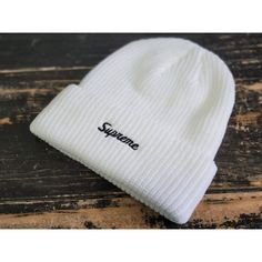 Never Worn With The Original Tag White Winter Beanie One Size, Warm White Bonnet For Fall, White Knitted Hat For Streetwear, White Cotton Hats For Cold Weather, Trendy White Beanie One Size, Trendy White Hat For Fall, Trendy White Warm Hats, Trendy Warm White Hat, White Warm Casual Bonnet