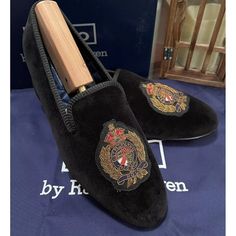 Elevate Your Shoe Game With These Limited Edition Polo Ralph Lauren Paxton Crest Slipper Loafers. Crafted From Luxurious Velvet And Silk, These Slip-On Shoes Feature A Round Toe And Flat Heel For Ultimate Comfort. The Solid Black Color With The Iconic Polo Crest Pattern Adds A Touch Of Sophistication To Your Wardrobe. Perfect For Any Occasion, Whether It's Travel, Activewear, Casual Or Workwear, These Slippers Are A Must-Have Addition To Your Shoe Collection. The Satin Lining And Suede Outsole M Slipper Loafers, Polo Ralph Lauren Shoes, Ralph Lauren Shoes, French Decor, Shoe Game, Loafer Shoes, Shoe Collection, Slip On Shoes, Solid Black