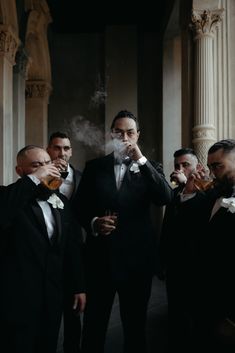 Family Mafia Photoshoot Aesthetic, Groom And Groomsmen Photoshoot, Classy Wedding Party Photos, Mob Themed Wedding, Groom Wedding Aesthetic, Mob Style Wedding Photos, Moody Bridesmaid Photos, Mafia Style Wedding Photos, Film Noir Wedding