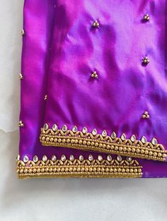 Mirror Pose, Traditional Blouse Designs, Maggam Work Blouses, Maggam Work Blouse Designs, Music Composers, Maggam Work, Composers, Embroidery Blouse Designs