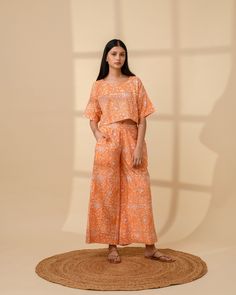 "WIDE LEG PANTS With Pockets | Printed Relaxed Pants | Palazzo Pants | Skirt Like Pants | Loose Linen Trousers | Casual Linen Pants >KNOW YOUR PANTS< - Length of the pants - 37\" (94 cm) - If you want to customize the length, please mention in 'Note to seller' section while ordering these     pants. - relaxed fit - available in printed 100% Cotton and Linen blend fabrics  - the model is 172 cm high (regular XS - S) and is wearing size S.  - print in the picture - P17 - (Please choose colors from drop down menu). >FIT< - The pants are of relaxed fit >COLOR< - The pants available in 36 printed cotton fabrics and 40 Linen Cotton Blend Fabrics  - We found out the fabric to be rather hard to photograph to have an exact color for exposure - fabric wrinkles often catches unexpected light and show Summer Cotton Sets With Long Pants, Cotton Wide Leg Sets With Pockets, Cotton Long Pants Set For Summer, Summer Daywear Sets With Elastic Waistband, Orange Relaxed Fit Summer Sets, Spring Cotton Pant Set With Pockets, Summer Cotton Bottoms Matching Set, Orange Relaxed Fit Sets For Summer, Cotton Bottoms Matching Set For Summer