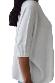 100% cashmere, one size fits all. Great transition piece for fall with the 3/4 length sleeve. Flattering fit with a variety of options to wear and style for a more casual or refined look. Rib Stitch, Skirts Jeans, Oversized Tee, One Size Fits All, Chalk, Length Sleeve, Cashmere, Knitting, How To Wear