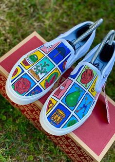 * Hand painted shoes * Made to order * Acrylic painted shoes * Please refer to the size chart (I got it from the Vans website) for sizing. If you have any questions about sizing, please message me. The slip-ons fit a little snug, so if you wear thick socks, or if you want them to be more comfortable, I would say go up a 1/2 size. * I know the listing only shows women's sizes, but I can do them for kids and men. Just message me your size.  $ Price includes cost of shoes $ Actual product may vary (colors and designs) from the pictures as it is of course hand drawn & painted. Disney Painted Shoes, Peacock Shoes, Groom Wedding Shoes, Women High Top Sneakers, Shoes Disney, Painted Converse, Making Shoes, Multicolor Shoes, Art Shoes