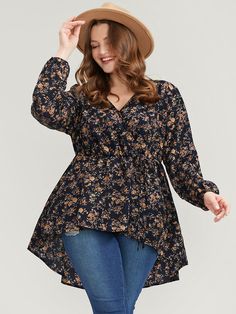 BloomChic Plus size clothing for women. You'll actually want to wear. Shop women's clothing sizes 10-30. With new styles added daily, you'll always find something to love. Free shipping on order $69. Free return for first order. Just shop now. Color:Indigo Type:Blouses Season:Winter Feminine Style Casual, Plus Size Fall Outfit, Womens Trendy Tops, Hem Blouse, Winter Color, Floral Wraps, Plus Size Womens Clothing, Clothing Hacks, Lantern Sleeve