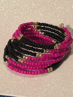 Pink and Black Glass Beaded Wrap Bracelet Pink Spacer Beads Bracelets For Party, Pink Party Bracelets With Spacer Beads, Pink Large Beads Bracelet For Party, Pink Jewelry With Adjustable Black Beads, Pink Hand-strung Bangle Stretch Bracelet, Memory Wire Jewelry, Waist Jewelry, Beaded Memory Wire Bracelets, Bracelet Fil