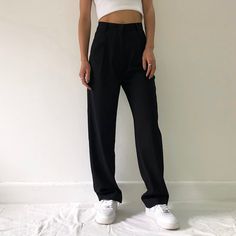 Pant Style: Straight Material: CottonMaterial: SILKFit Type: LOOSELength: Full LengthDecoration: PocketsSeason: Spring/AutumnWaist Type: HIGHFront Style: FlatAge: Ages 18-35 Years OldFabric Type: WovenClosure Type: Zipper FlyGender: WomenColor: BlackStyle: Fashion/Casual/Streetwearwomen pants: Straight Suit Women Pants Waist width hip width thigh width front file pant length leg opening Size(cm) S M L (1)Waistwidth 67 71 75 (2)Hipwidth 94 98 102 (5)Pant length 104 105 106 NOTE: 1. Please strictl Lady Pants, Straight Suit, Office Pants, Casual Office, Women Pants, Crop Top Blouse, Office Casual, Casual Streetwear, Office Lady