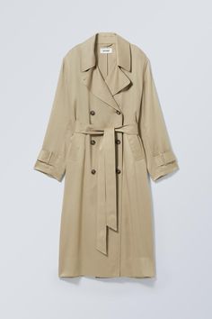 evelyn relaxed lyocell trench coat - Beige | Weekday GB Camel Trench Coat, What To Wear In Paris, Swedish Street Style, Millennials Fashion, Beige Trench Coat, Idee Cosplay, Beige Jacket, Blazer Jeans, Double Breasted Trench Coat