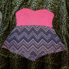 Nwot Hot Pink Babydoll Tube Top Rue + Rue21 Boho Barbie Size 2x Rue21 Stretchy Bust Measures 21" Unstretched Full Elastic Band Across Back 21" Long On Side 24" Long Down Center Cotton Mix Top Bottom Material Polyester Soo Cute! Open Back Between Elastic Straps Cute Sleeveless Spring Tankini, Summer Sleeveless Tankini For Playtime, Sleeveless Summer Tankini, Pink Stretch Tankini Casual Style, Pink Sleeveless Casual Tankini, Casual Pink Sleeveless Tankini, Cute Fitted Sleeveless Tankini, Cute Pink Tankini For Spring, Fitted Summer Tops For Playtime