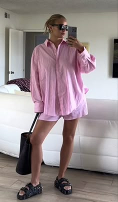 Streetwear Women Outfits, Shirt Outfit Summer, Pool Outfits, Fits Inspo, Summer Fashion Trends