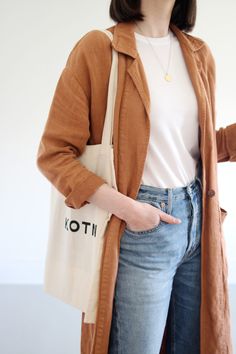 Muji Style Fashion, Muji Style, Simple Casual Outfits, Classic Closet, Capsule Wardrobe Outfits, Peachy Keen, Ootd Ideas, Wardrobe Outfits