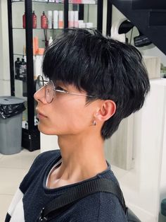 Asian Haircut Men Round Faces, Two Block Fringe, Haircut Inspired, Asian Men Short Hairstyle, Short Hair Glasses, Tomboy Haircut, Short Hair Ponytail