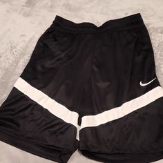 Nike Dri-Fit Mens Bsktbll Shorts Black Sporty Basketball Bottoms, Sporty Black Bottoms For Basketball, Casual Black Athletic Shorts For Basketball, Nike Casual Basketball Athletic Shorts, Shorts Athletic, Nike Shorts, Nike Black, Men's Nike, Men's Shorts