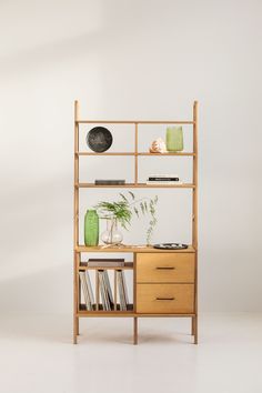 Bookcase  in light oak stain with a box for vinyl records in Mid Century Modern style. Bookshelf With Drawers, Mid Century Modern Bookcase, Mid Century Bookcase, Open Cabinet, Plywood Projects, Stereo Cabinet, Mid Century Modern Desk, Mid Century Modern Scandinavian, Minimal Furniture