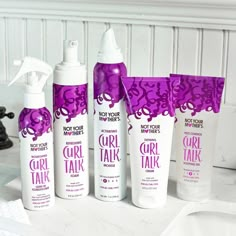 Not Your Mother's Curl Talk Leave-In Conditioner is every curly-haired girl's dream. Not only is it a member of one of our most-loved hair care collections, but it's also packed with hair benefits. This hair wash day staple conditions your hair, boosts your curls' softness, makes combing through curls easier than ever and protects hair from heat. All you have to do is spray! Formulated with Not Your Mother's Superfood Oil Blend—a nutrient-dense combination of Avocado, Buriti, and Marula oil—our Curl Talk, Gel Curly Hair, Healthy Curly Hair, Not Your Mothers, Hair Wash Day, Healthy Hair Routine, Curly Hair Care Routine, Curl Shampoo, Curl Defining Cream