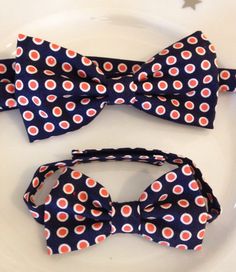 Navy and Coral Custom Bow Tie Set a For Daddy & Son by DaysiBebes Navy And Coral, Birthday Photo Props, Pre Tied Bow Tie, Bow Tie Set, Wedding Ties, Mens Bow Ties, Tie Set, Mens Navy, Wedding Groom