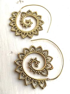 hand cast in india, brass spiral floral lightweight threader earrings Wire Wrap Jewelry Designs, Wrap Jewelry, Threader Earrings, Hand Cast, Jewelry Earrings Hoops, Wire Wrap, Wire Wrapped Jewelry, Jewelry Designs, Flower Earrings