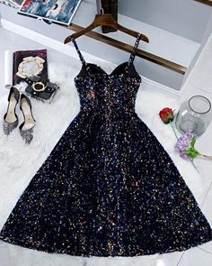 Hoco Dress Short, Cute Short Prom Dresses, Tea Length Homecoming Dresses, Prom Dresses Tight, Express Nails, Short Dresses Tight, Homecoming Dresses For Teens, Sweetheart Homecoming Dress, Pretty Party Dresses