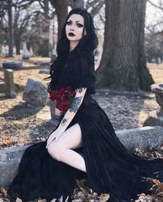 Dahlia Witch 🖤 Goth Music, Goth Rock, Morticia Addams, Gothic Models, Arch Enemy, Alt Girls, Victorian Goth