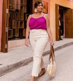 Mid Size Outfits, Curvy Casual Outfits, Color Combinations For Clothes, Fashion Corner, Elegante Casual, Summer Work Outfits, Spring Outfits Women