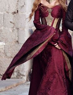 :) Game Of Thrones Dresses, Game Of Thrones Dress, Medieval Costumes, Got Costumes, Game Of Thrones Costumes, Armor Dress, Lena Headey, Cersei Lannister, Gra O Tron