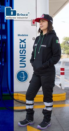 Nuestros uniformes industriales son modelos unisex, con la calidad y garantía que nos ha definido en el mercado. Uniformes oficiales con alta durabilidad. 
Solicita tu cotización con tu asesor brisco en nuestras líneas telefónicas. Adquiere tu nuevo uniforme #Pemex en #Brisco, Calidad que dura más. 

Llama al:
462 626 5402
462 635 2277
462 623 5381
462 607 0487 Corporate Identity Mockup, Corporate Identity, Llama, Bomber Jacket, Sewing