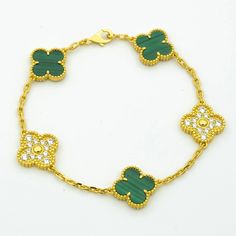 CLOVER MALACHITE DIAMOND BRACELET 5 MOTIFS Gold Malachite Bracelet, Elegant Malachite Bracelet Jewelry, Luxury Gold Plated Green Jewelry, Elegant Gold Malachite Jewelry, Elegant Malachite Bracelet, Detailed Jewelry, Gold Stone, Love Bracelets, Love Necklace