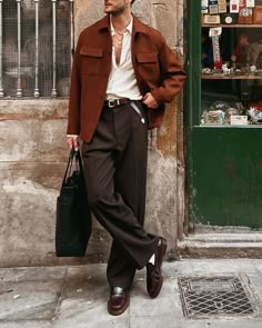 Classic Look Men, Men’s Fall Fashion 2024 Work, Mens Winter Fashion Outfits Classy, Mens Fashion France, Vintage Italian Mens Fashion, Fall Fashion For Men, Timeless Men’s Fashion, Classic Mens Fashion Vintage, Fall Menswear