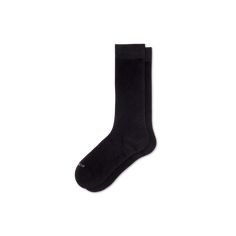 Our lightweight calf socks ditch the extra cushioning so they comfortably fit underneath even your snuggest booties, sneakers, and jeans. | Women's Lightweight Calf Socks - Black - Cotton - Bombas Comfortable Fitted Slip-resistant Socks, Casual No-show Winter Socks, Casual Lightweight Comfortable Socks, Fitted Comfortable Black Socks, Comfortable Fitted Black Socks, Casual Black Mid-calf Socks, Soft Snug Casual Socks, Casual Black Socks For Fall, Casual Soft Snug Socks