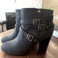 New Without Box. Just Fab Buckle Boots In Black Size 10. Fur Trim At The Top Of The Boot And A 3 Inch Heel. Never Worn White Heeled Boots, Just Fab Boots, Black Buckle Boots, Felt Boots, Grey Heels, Faux Leather Boots, Faux Fur Boots, Just Fab Shoes, Harness Boots