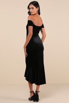 Slip into the Lulus How Much I Care Black Velvet Off-the-Shoulder Midi Dress and dance the night away! Soft and stretchy velvet shapes this stunning dress that features a sweetheart neckline (with hidden no-slip strips) and a darted bodice, framed by short off-the-shoulder sleeves. High, fitted waist tops a figure-flattering midi skirt with a trumpet silhouette and a ruffled, high-low hem. Fit: This garment fits true to size. Length: Mid-calf length. Size medium measures 47.5" from top to bottom Off The Shoulder Black Dress, Trumpet Silhouette, High Low Midi Dress, Prom Dress Shopping, Formal Dresses For Women, Handmade Dresses, I Care, Dress 100, Stunning Dresses