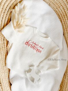 Celebrate your little one's magical moments with your little one's 'First Christmas' Knit Sweater, available in a charming romper option too!  Crafted with love and care, this oversized chunky knit sweater is as soft as it is adorable. Made from premium cotton, it ensures your baby stays cozy while making a festive fashion statement.  The 'My First Christmas' embroidery adds a special touch to create lasting memories completely personalized with their name. Give the gift of warmth and joy this h Newborn First Christmas, My First Christmas Outfit, First Christmas Outfit, Gender Neutral Baby Shower Gifts, Baby's First Christmas Gifts, Name Sweater, Christmas Knit, Holiday Photoshoot, Embroidered Christmas