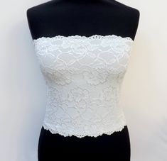 Ivory lined elastic lace tube top, Strapless bra by MissLaceAccessories on Etsy Blouses Work, Lace Bandeau Top, Etsy Clothing, Lace Tube Top, Casual Sunglasses, Design Jeans, Top Bustier, Low Cut Dresses, Top Strapless