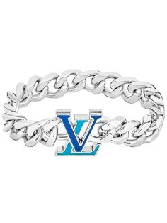 Gender: Women Brand: LOUIS VUITTON Product Name: Monogram Chain Bracelet Silver Bags Alora Code: 74078143 Color: silver Composition: Metal Origin: France Features: Chain bracelet Designer Style ID M0919M Chain Bracelet Silver, Silver Monogram, Silver Bags, Lv Monogram, Silver Chain Bracelet, Timeless Handbag, Bracelet Silver, Designer Style, Bags Designer Fashion