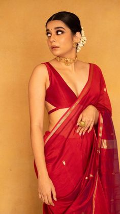 Mithila Palkar, Cotton Saree Blouse Designs, Sari Blouse Designs, Cotton Silk Saree, Indian Saree Blouses Designs