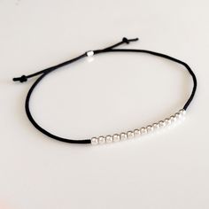 Minimalist, wearable and delicate silver multicolor thread bracelet available in several colors. Length: 20cm adjustable knot. Width: 2mm. Fully adjustable, Handmade in Spain. More colors available in this product => https://www.etsy.com/listing/845364478/tiny-simple-cord-sterling-silver-wish Ideal for a gift and for combinate with other bracelets. All our products are presented in a white organza bag. ♡ Made with love in Valencia ♡ ----------------------------- Discover the NICTE bracelets c Bracelet Thread, Stacking Jewelry, Thread Bracelet, Bracelet Stacking, Miyuki Bracelet, Adjustable Knot, Bracelet Minimalist, Lucky Bracelet, Thread Bracelets