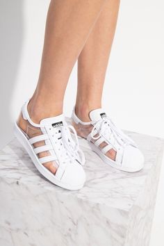 Casual Clear Low-top Sneakers, Adidas Summer Sneakers With Rubber Sole, Summer Adidas Sneakers With Round Toe, Summer Adidas Logo Sneakers With Round Toe, Adidas Lace-up Sneakers For Summer, Adidas Summer Lace-up Sneakers, Summer Adidas Logo Sneakers, Transparent Outfit, Samba Gazelle