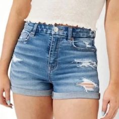 Nwt New With Tags American Eagle Super Stretch Hi-Rise Shortie Jean Shorts Denim Distressed Women's Size 6 / 28 Teen Jeans, American Eagle Jean Shorts, Shorts American Eagle, Shorts Denim, Cute Jeans, Summer Staples, Jean Shorts, American Eagle Outfitters, American Eagle