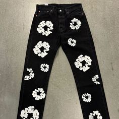 New Never Worn With Receipt Denim Tears, Decal Codes, Fit Ideas, Mens Jeans, Black Jeans, Man Shop, Gifts, Black, Color