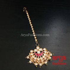 Sabyasachi Mang Tika/ Kundan Maang Tika Kundan Maang Tikka, Maang Tikka Kundan, Mang Tika, Maang Tika, Light Weight Jewelry, Maang Tikka, Ruby Emerald, Traditional Attire, Colored Diamonds