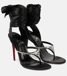 Just Queen Du Desert embellished sandals in black - Christian Louboutin | Mytheresa Pop Shoes, Christian Louboutin Sandals, Minimal Shoes, Red Louboutin, Mid Heels Pumps, Louboutin Heels, Embellished Sandals, Kitten Heel Pumps, Evening Shoes