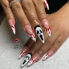 Nails Acrylic Almond Halloween, Holloween Nails Almond, Almond Halloween Acrylic Nails, Short Sharp Almond Nails, Almond Spooky Nails, Almond Nails Halloween Designs, Halloween Stilleto Nail Designs, Almond Shape Halloween Nails, Simple Halloween Nails Almond