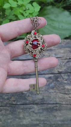 Fantasy Key, Key Necklace Vintage, Fairy Tale Jewelry, Fantasy Necklace, Crystals Swarovski, Grunge Jewelry, Mystical Jewelry, Fairy Jewelry, Medieval Jewelry