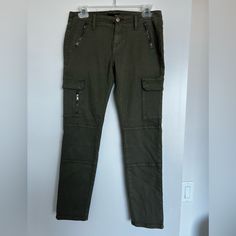 Never Worn Great Condition Mid-rise Green Pants With Patch Pockets, Green Military Cargo Bottoms, Green Military Cargo Jeans, Military Style Green Cargo Pants With Patch Pockets, Green Wide-leg Cargo Pants With Elastic Waistband, Olive Military Cargo Pants With Patch Pockets, Aqua Green, Cargo Pants, Pant Jumpsuit