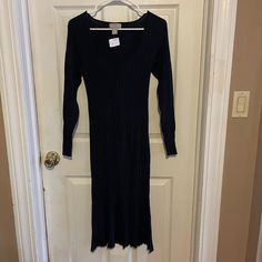 Size 10navy Blue Dressnewnever Worn..Dress Has Pleads And Is Stretchyit Falls Below The Kneebeautiful Dress Navy Blue Dress, H M Dresses, Hm Dress, Navy Blue Dresses, Blue Dress, The Knee, Blue Dresses, Beautiful Dresses, New Dress