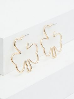 Add a little luck to your outfit with these hoop earrings in the shape of shamrocks.  Post backs. Base metal. Imported. The best plus size women's gold-tone shamrock hoop earrings in gold. Torrid is your destination for the freshest spring and summer styles. Torrid is your destination for plus size St. Patrick's Day merchandise. Earring Inspo, Hosting Holidays, Fun Clothes, Leather Crafts, Summer Styles, Earrings In Gold, Wire Crafts, St Pattys, Saint Patrick